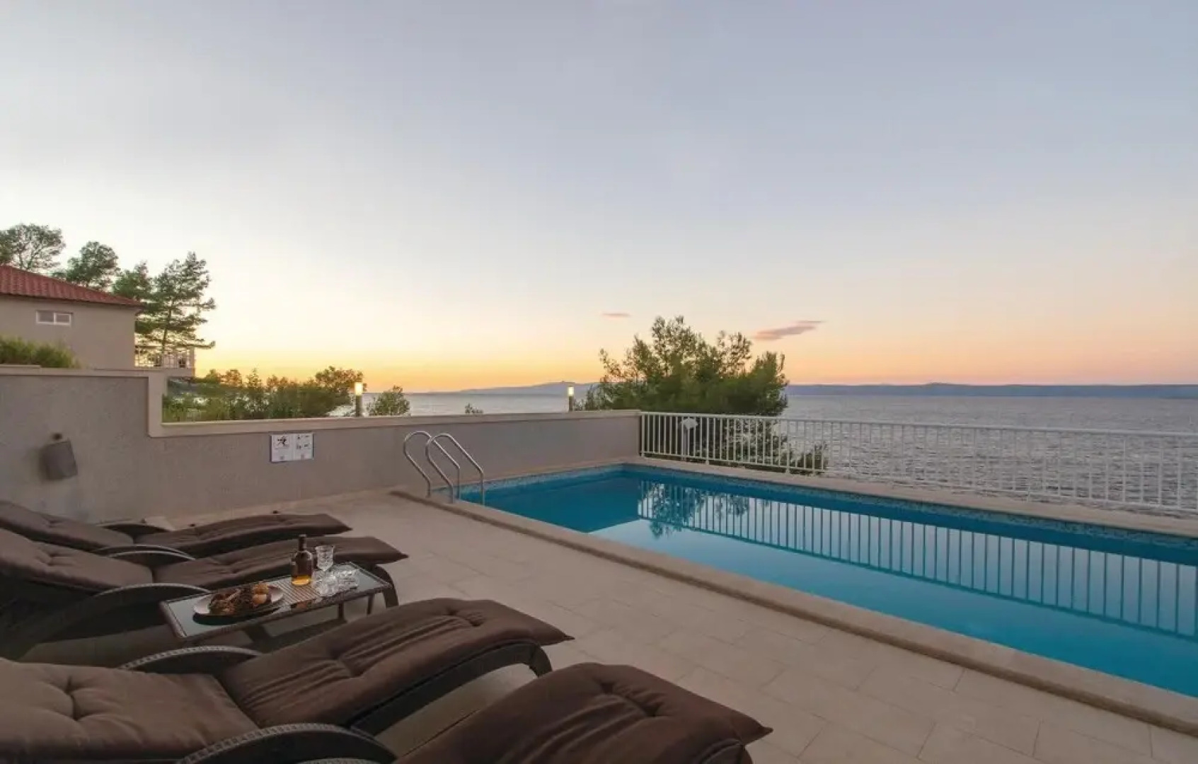 Beautiful Home in Blato With Wifi and 5 Bedrooms