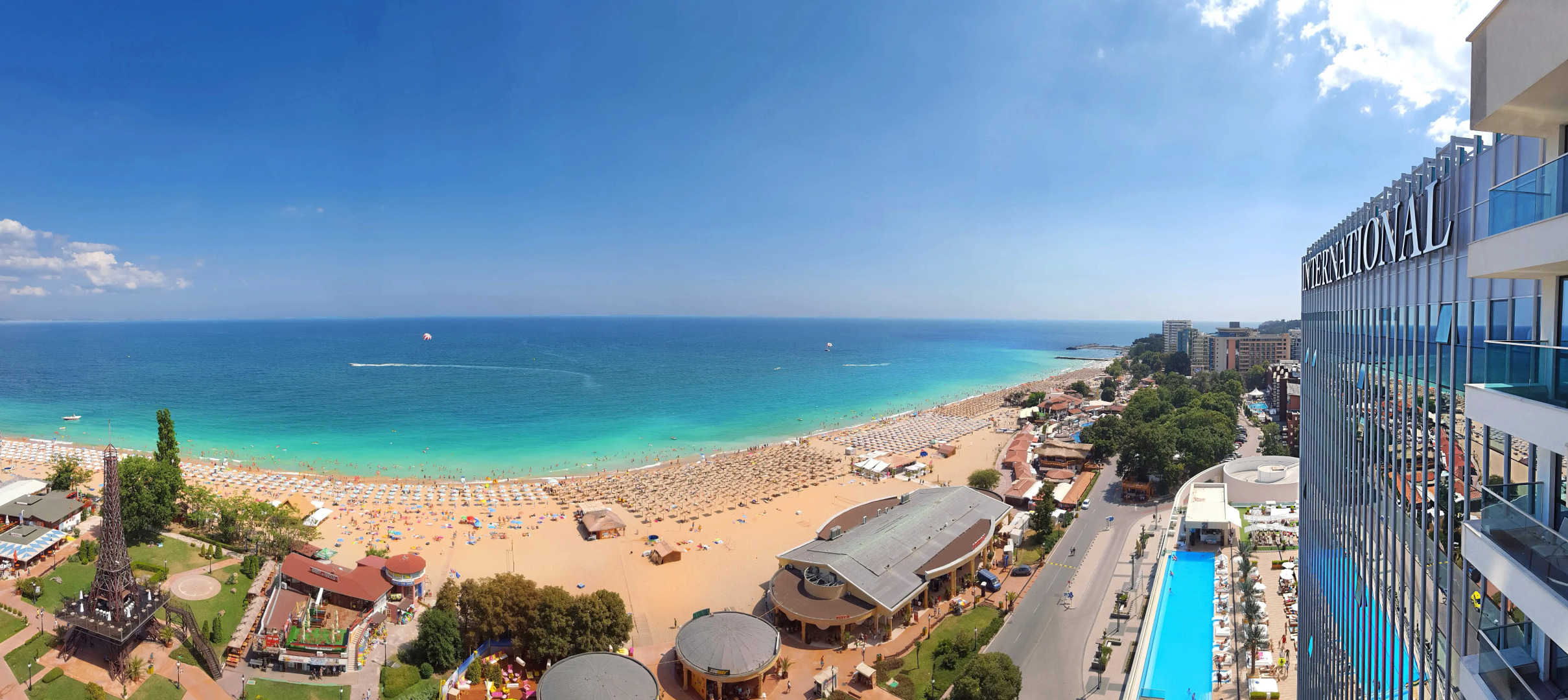 INTERNATIONAL Hotel Casino & Tower Suites