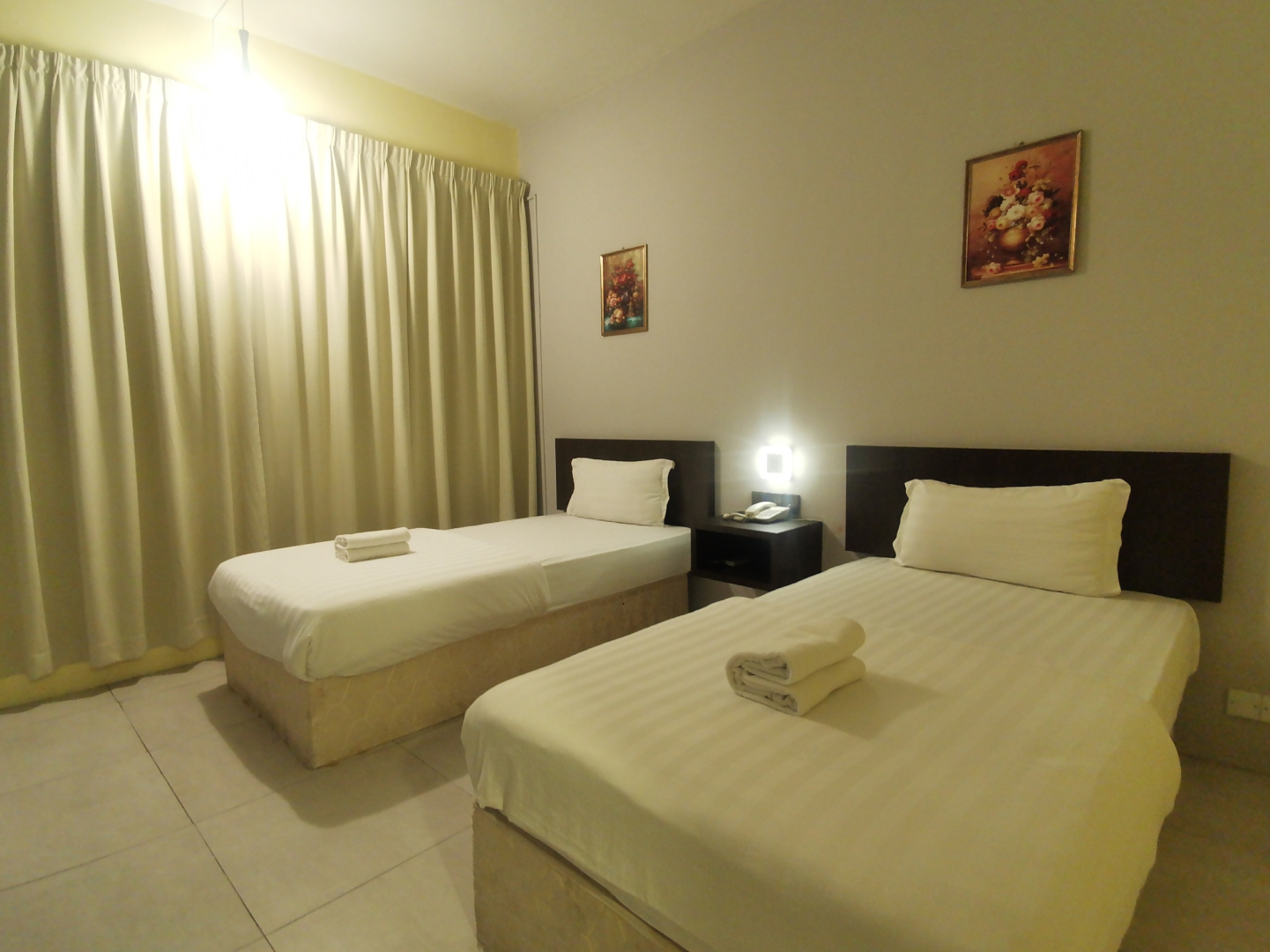 OYO 89619 De Choice Hotel