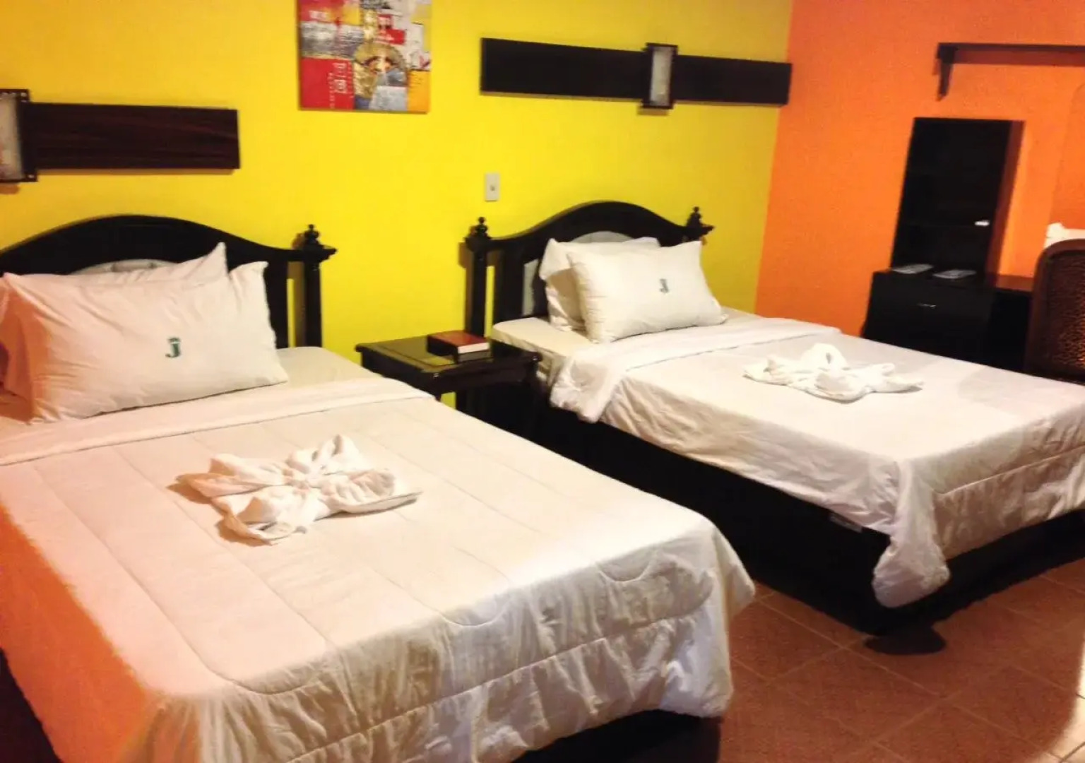 Cauayan Queen Jennifer Hotel