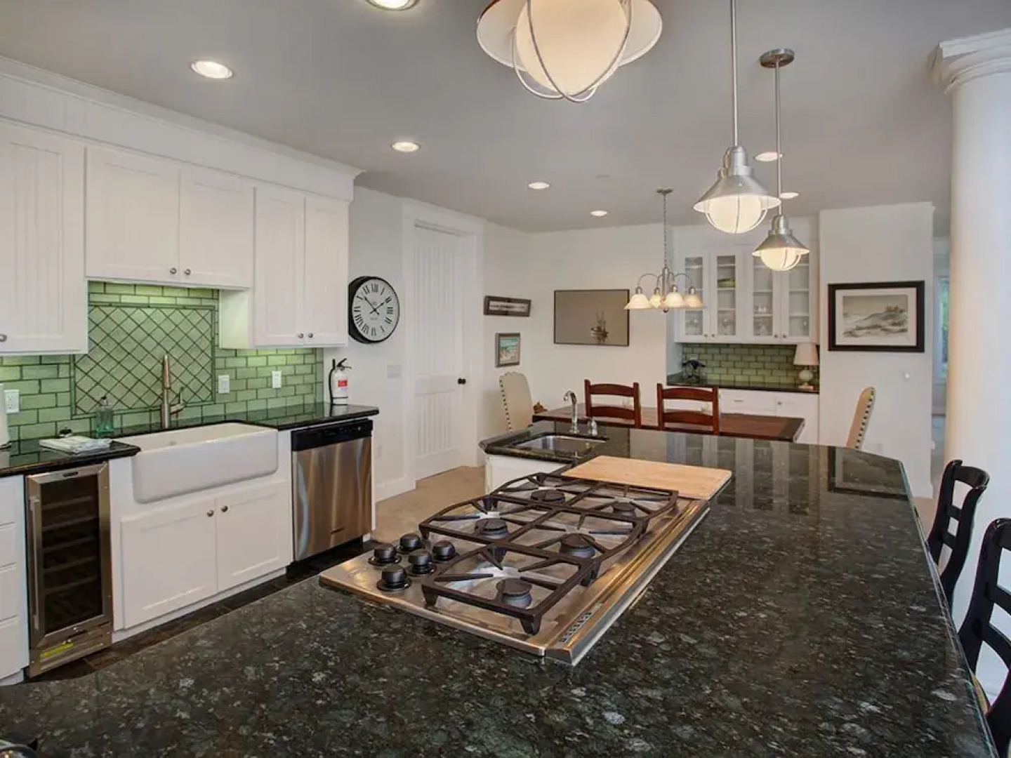 Neptune's Perch 3 Bedrooms 3 Bathrooms Townhouse