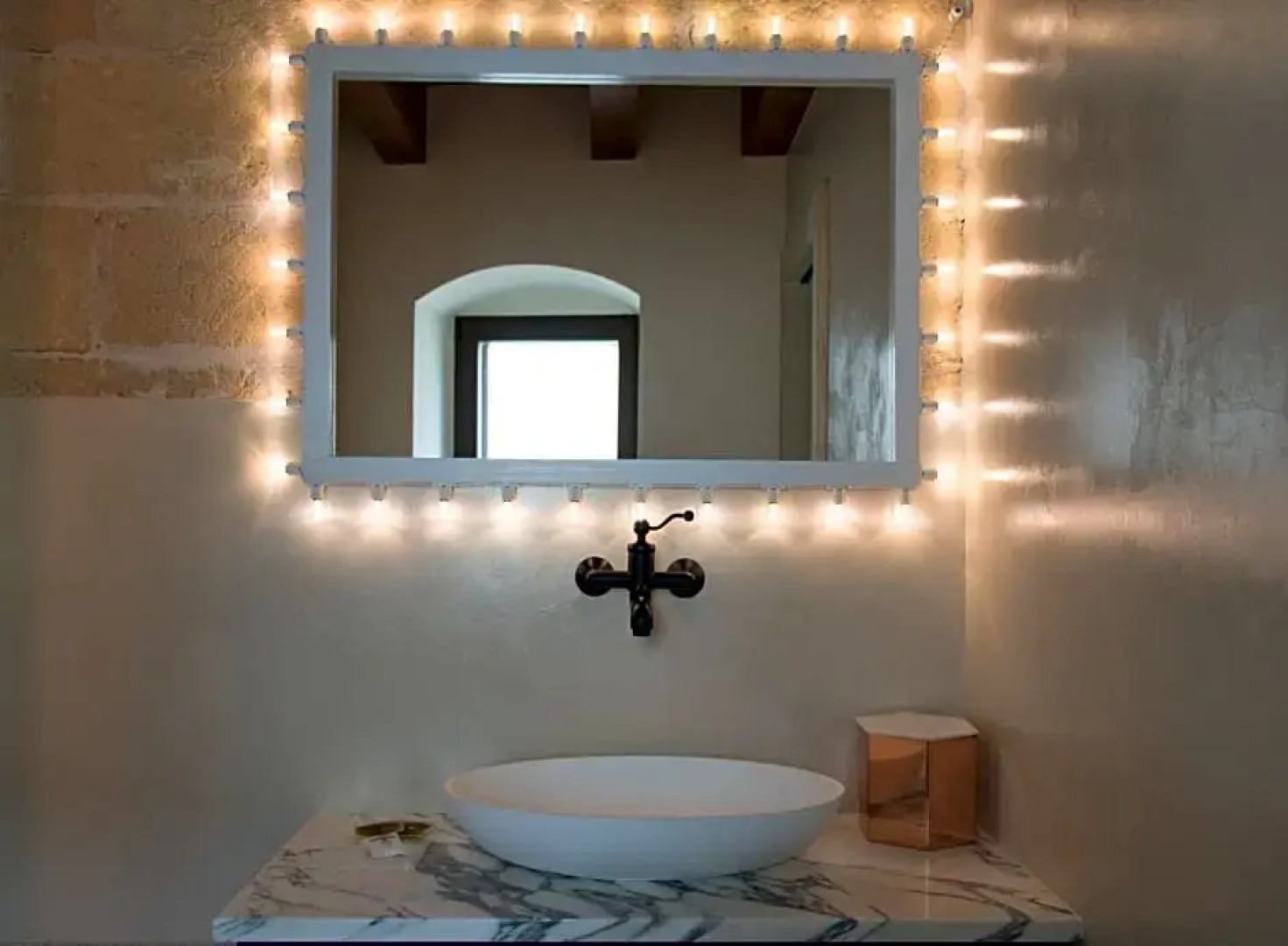 Cece Nove - Sotto l'Arco