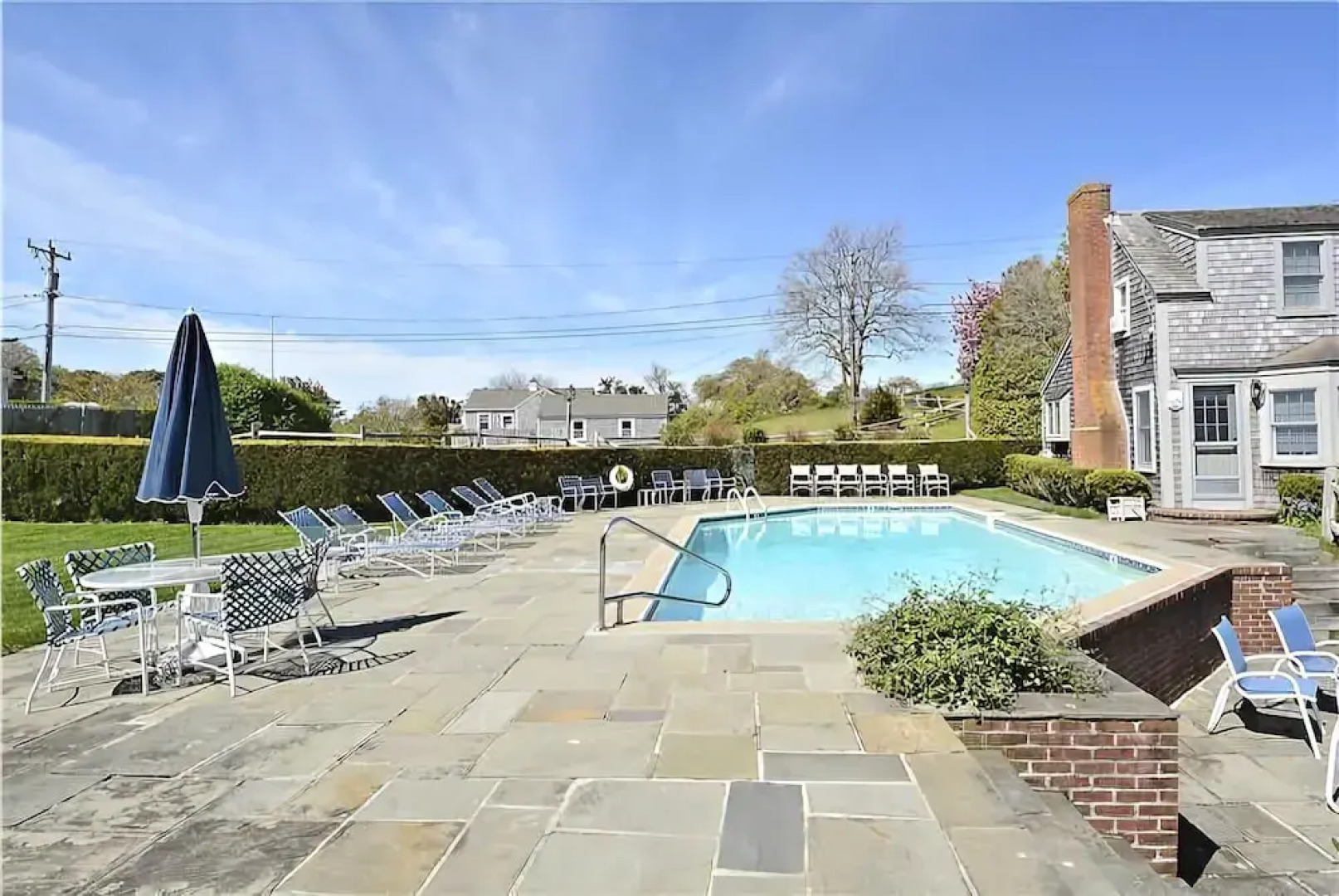 221 Shore Road - Nine Bedroom House