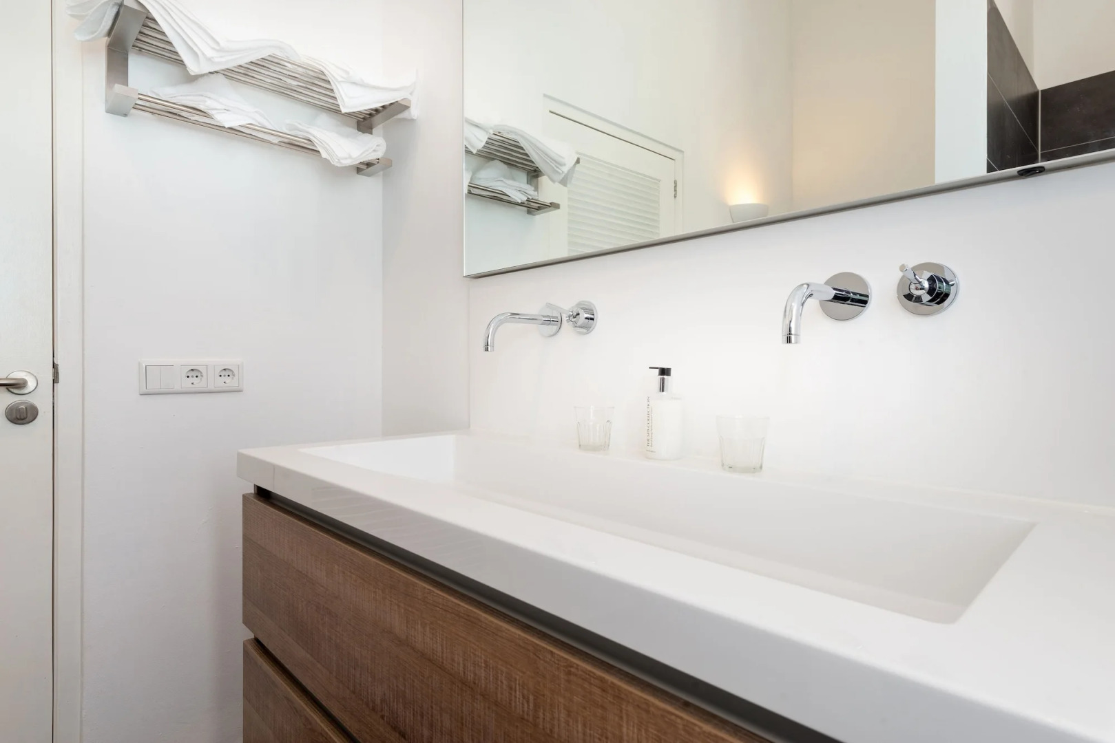 Scuba Lodge & Ocean Suites