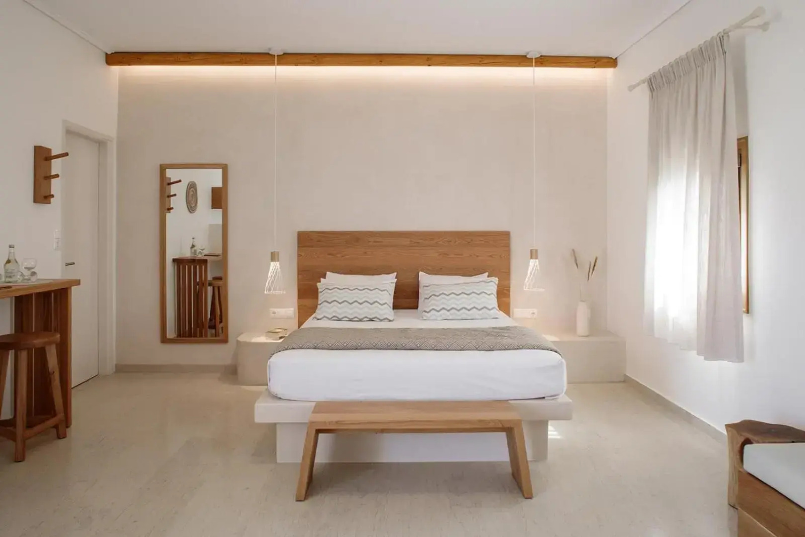 Proteas Hotel & Suites