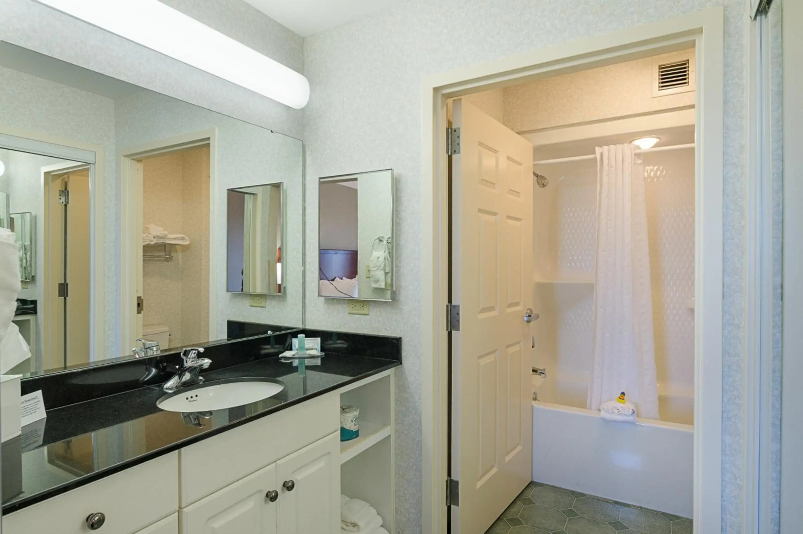 MainStay Suites Roanoke Airport