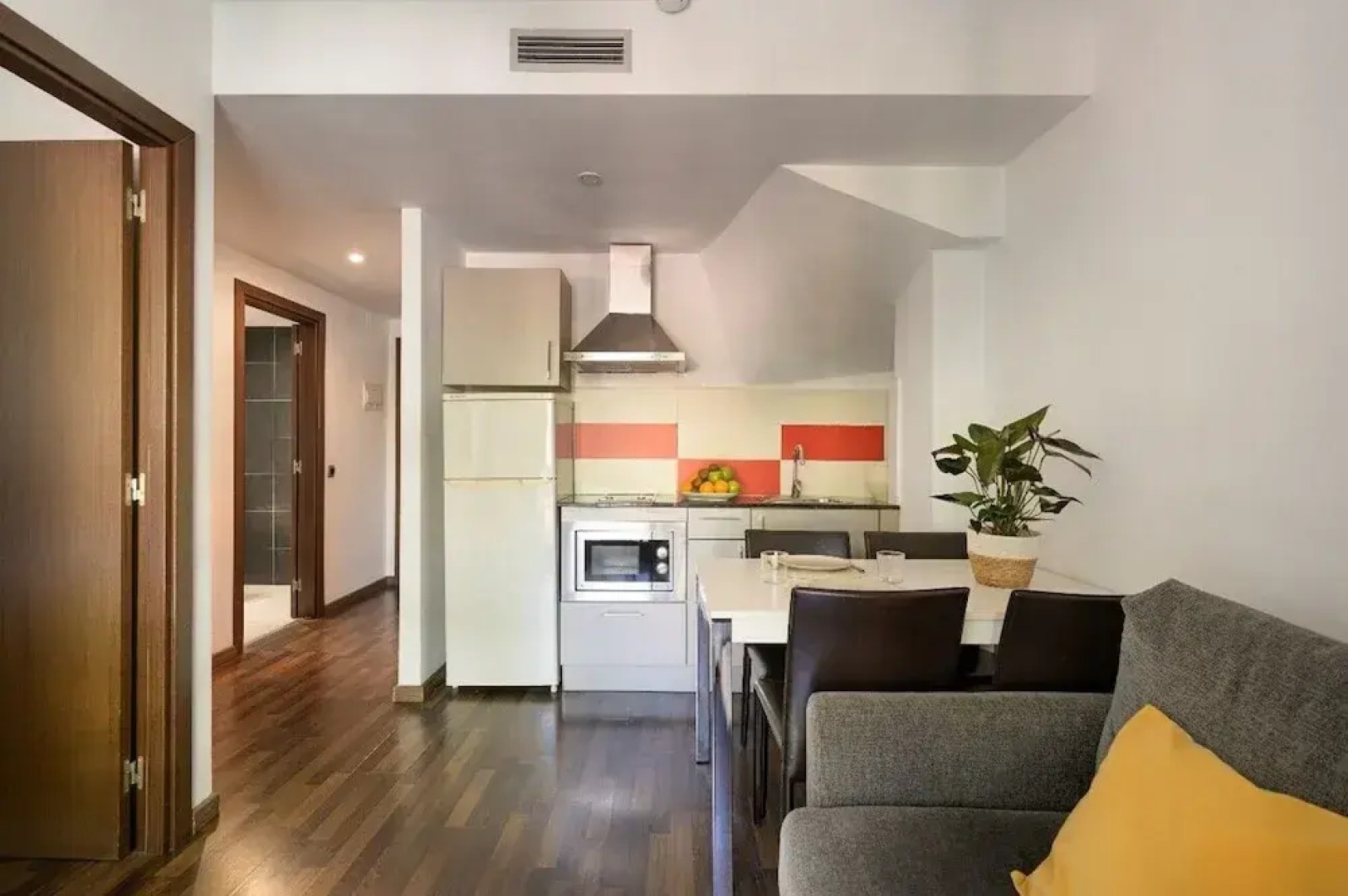 SG Marina 54 Apartments