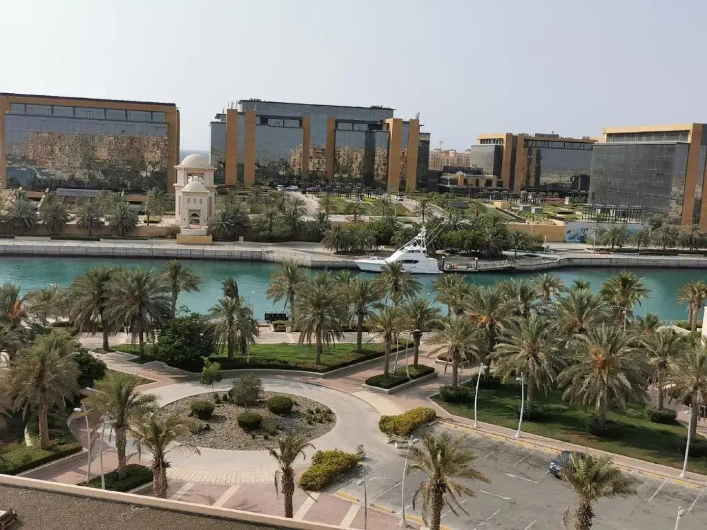 شقق فخامة المارينا Grandeur Marina Apartments