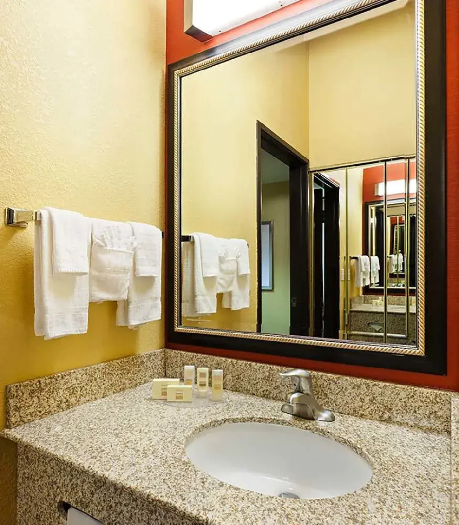 Courtyard Austin South