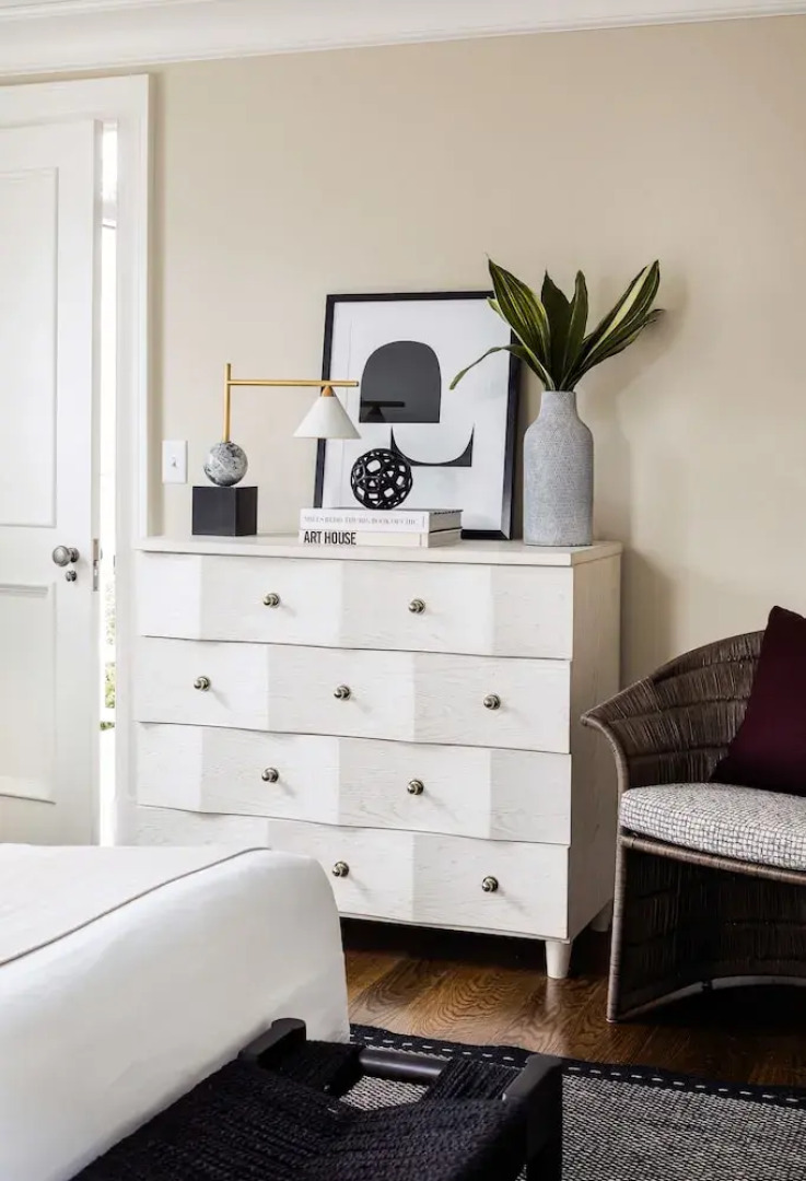 The Richard, The Edgartown Collection