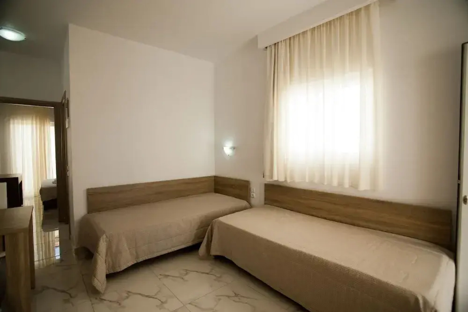 Ocean Analipsis Apartments