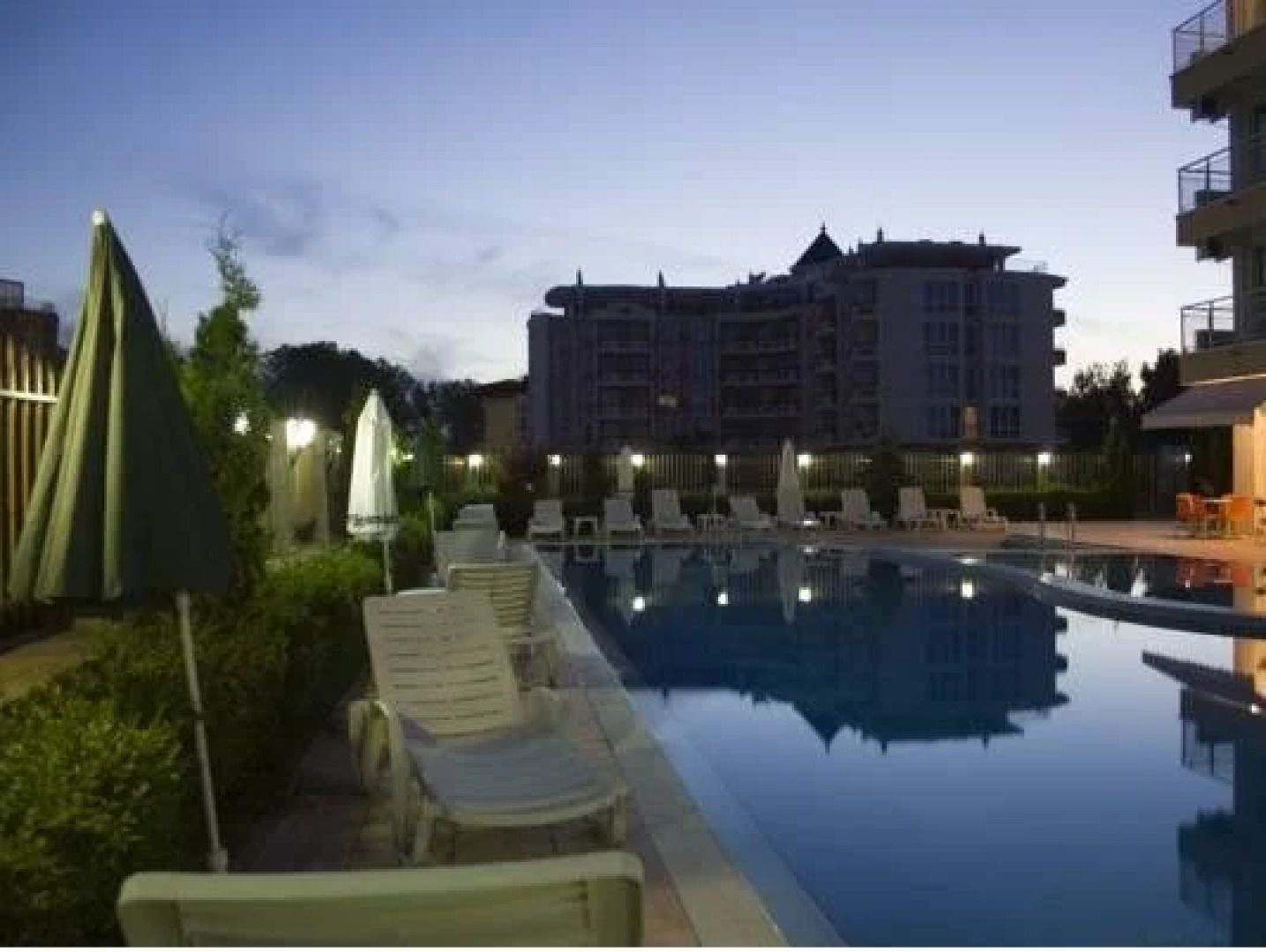 Sunny House Apart Hotel