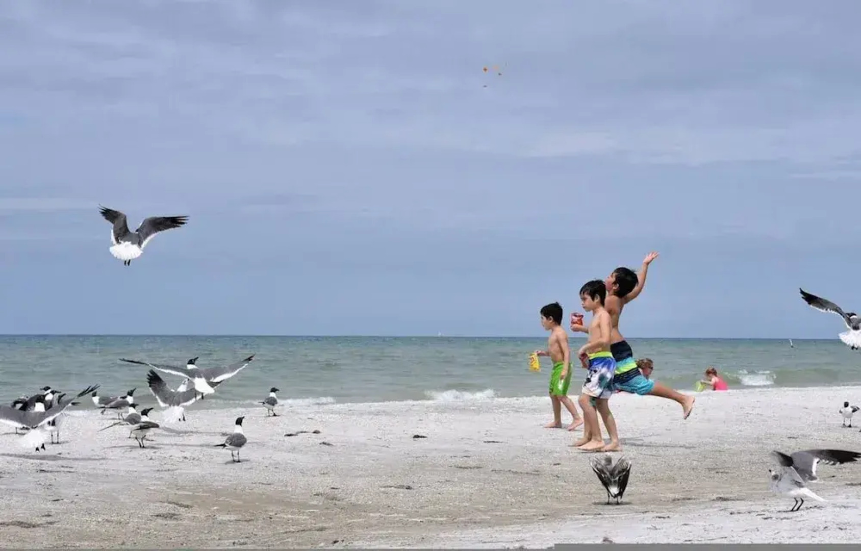 Tranquility - Waterfront Villa With Pool Dock