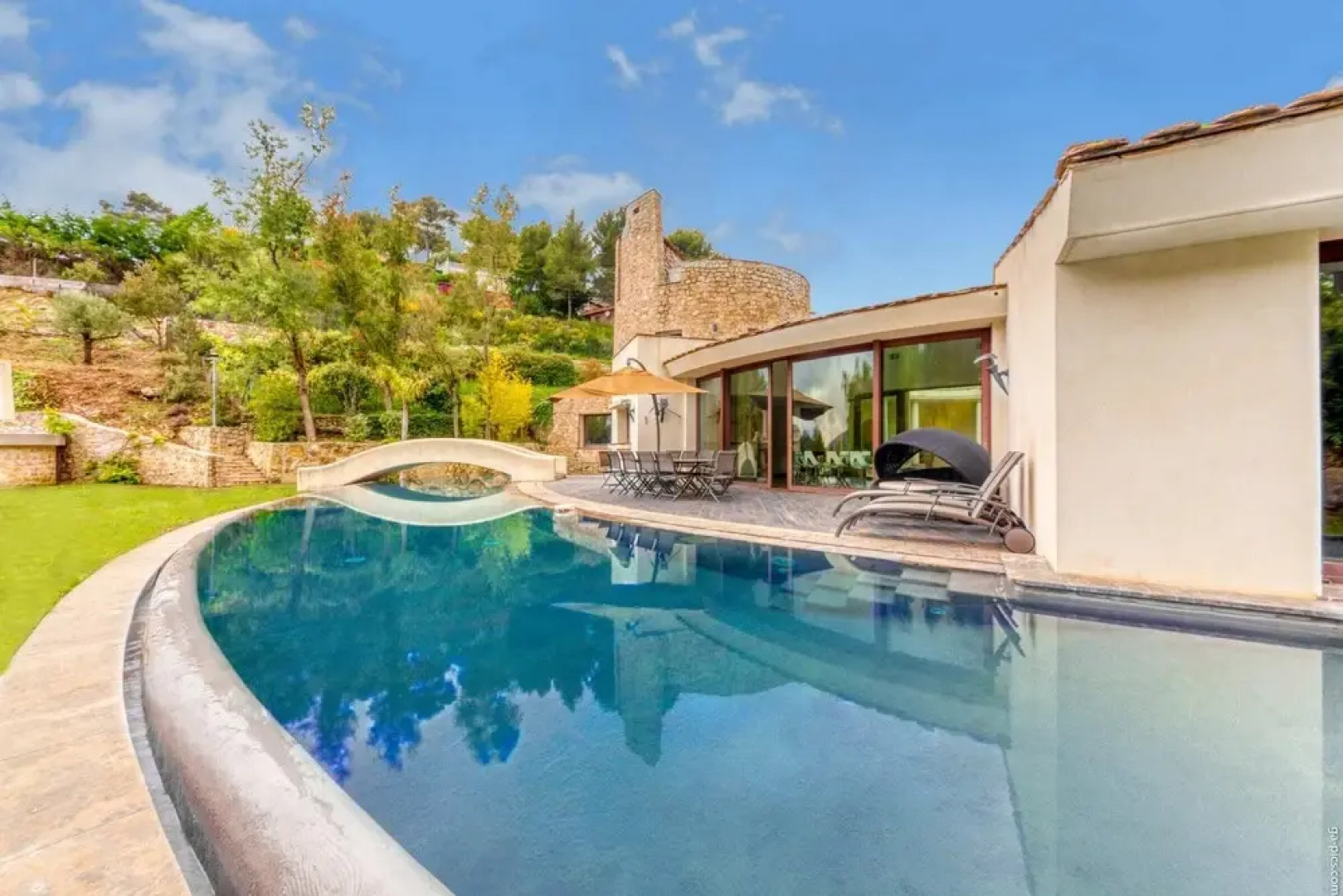 Fantastic Villa With Swimming Pool - 15min TO Mont