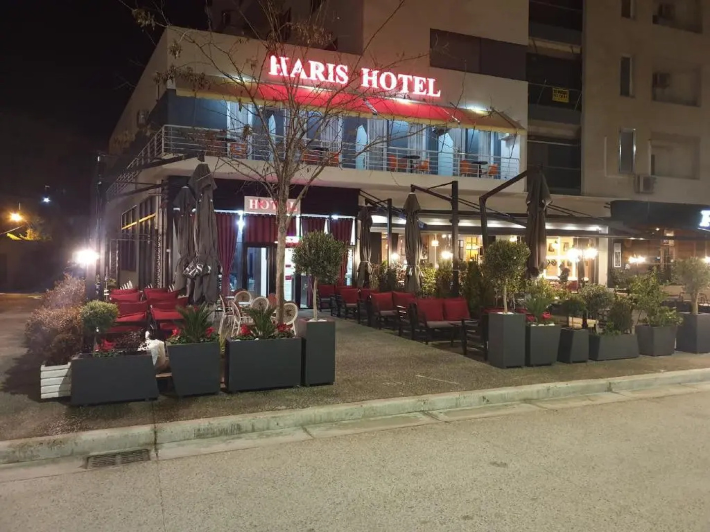 Haris Hotel