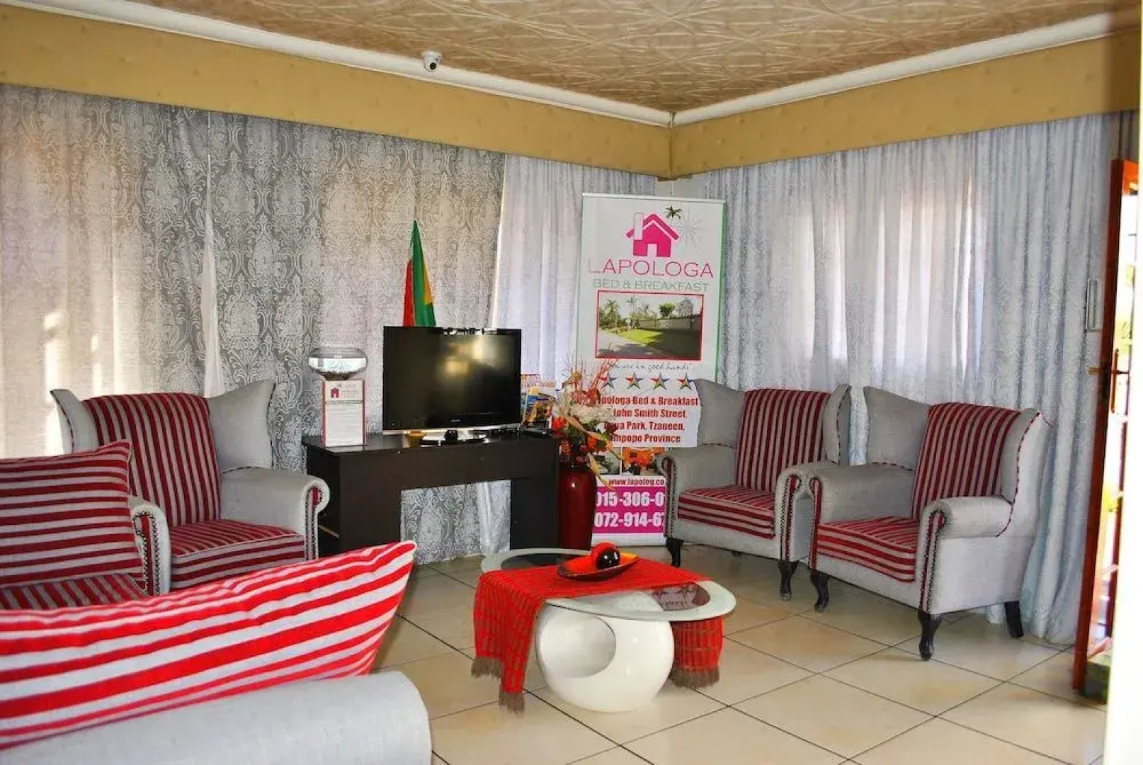 Lapologa Bed and Breakfast