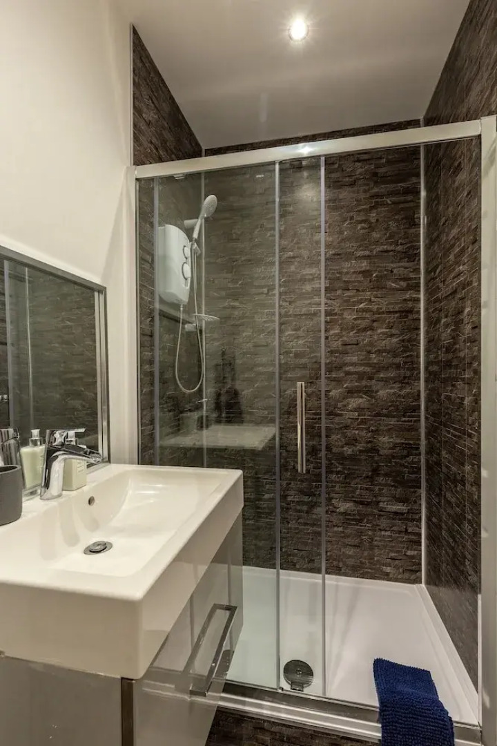 Remarkable 1-bed Apartment in Lytham Saint Annes