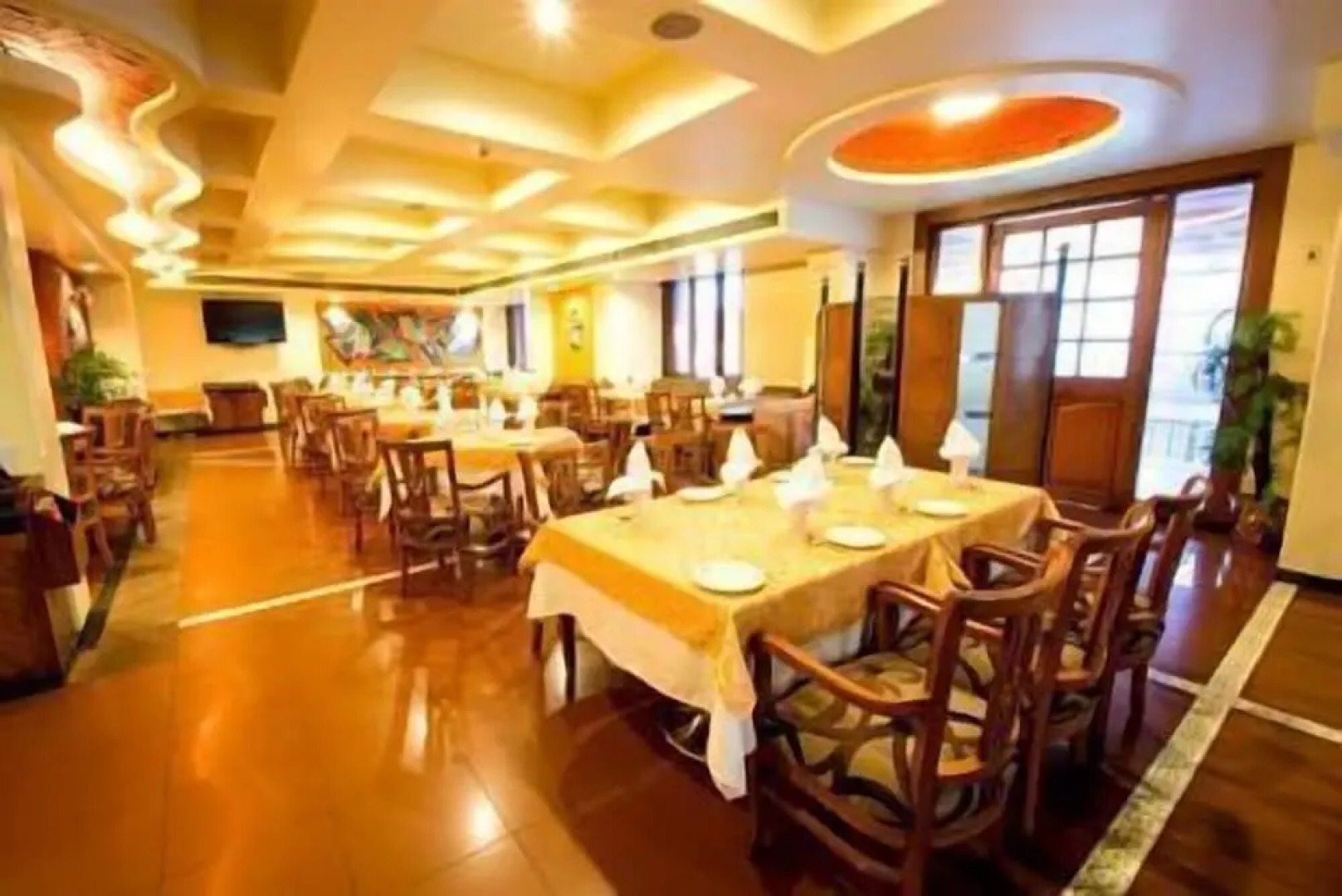 Hotel Supreme Heritage