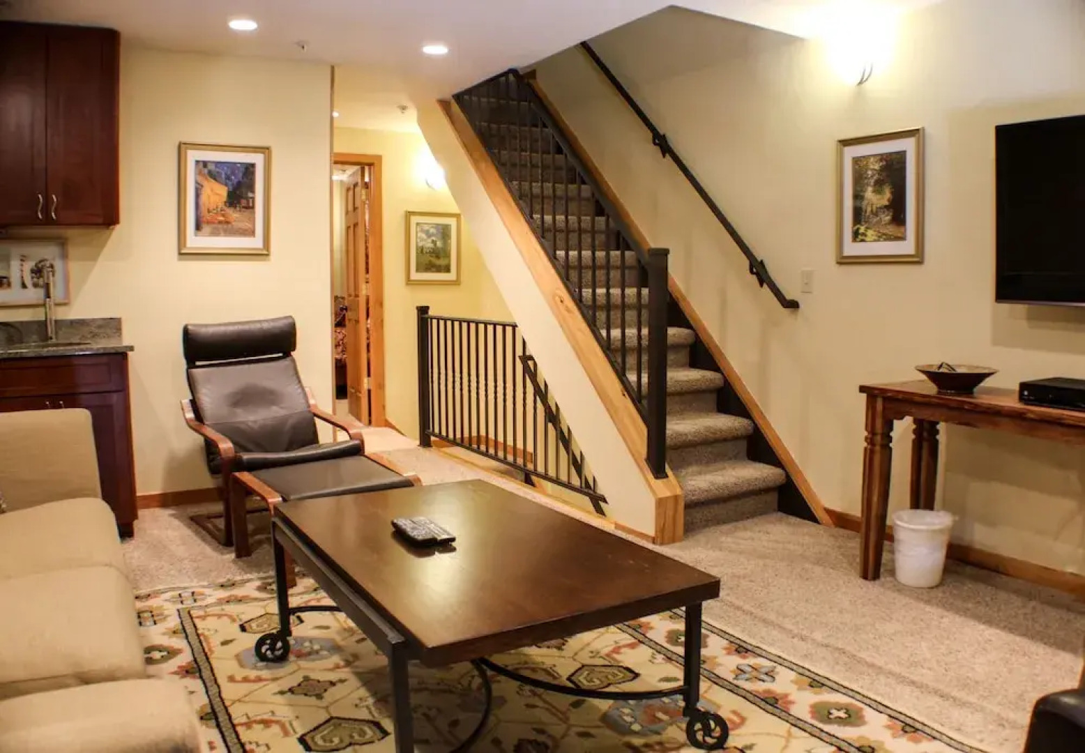 Axtel Condominiums by CB Lodging