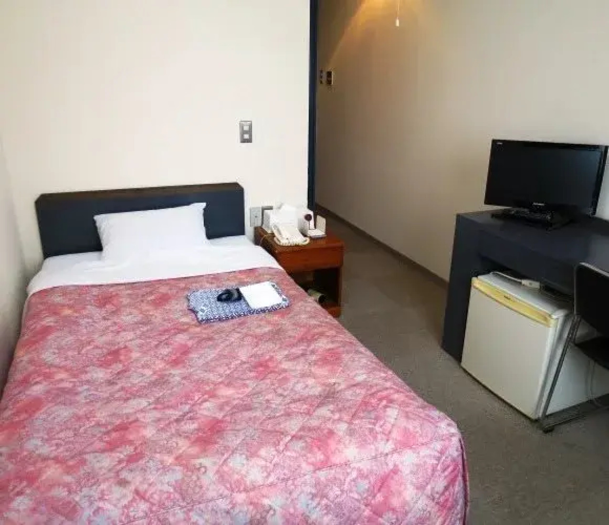 Hirosaki Ekimae Hotel