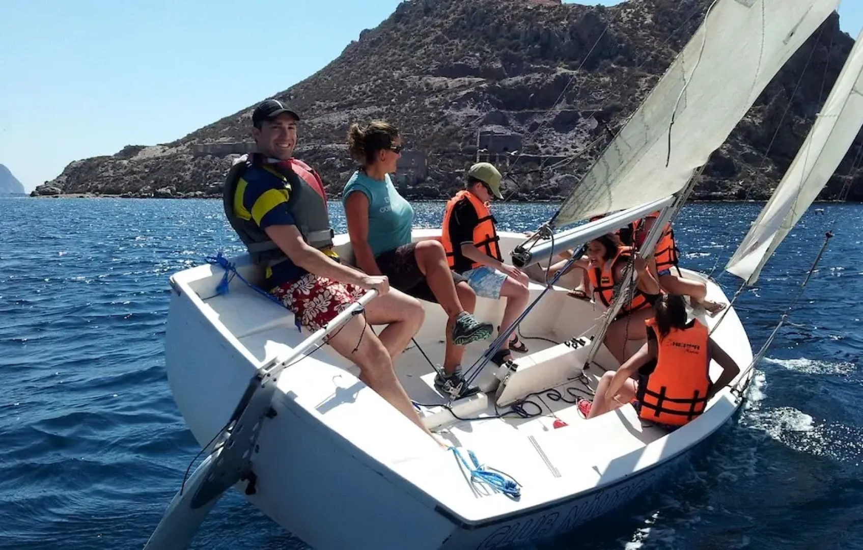 Club Nautico Aguilas - Hostel