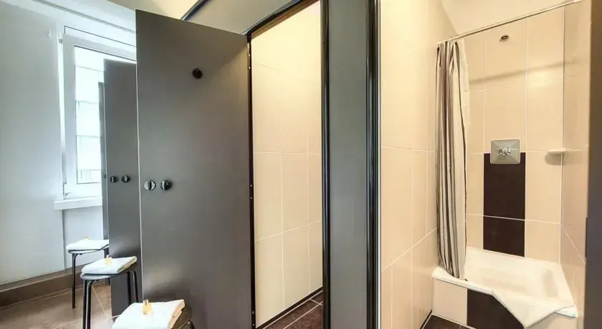 PangeaPeople Hostel & Hotel