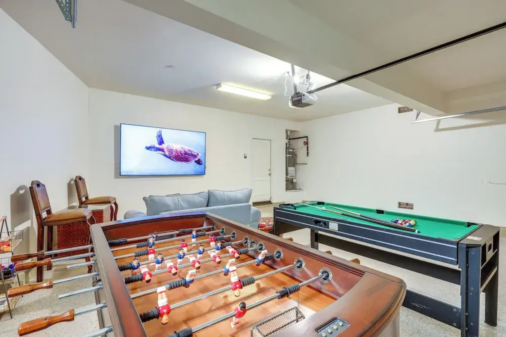 Coastal, Canal-front Oxnard Home ~ 1 Mi to Beach!