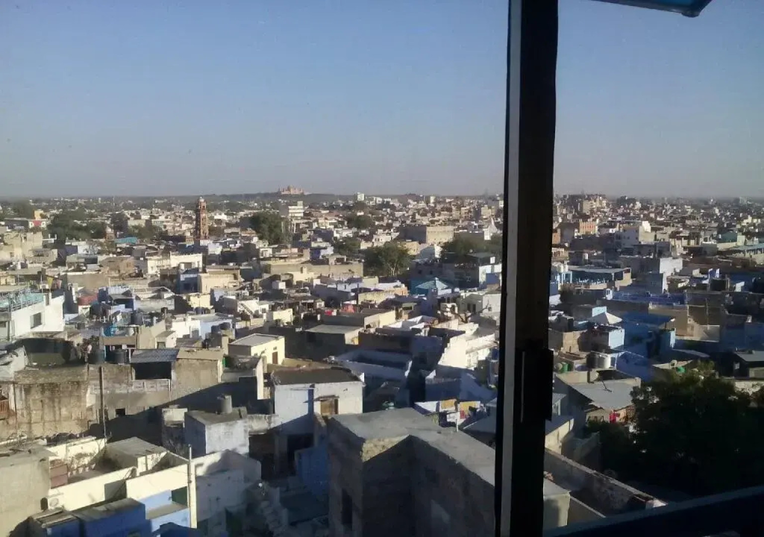 Sunshine Guest House & Restaurant