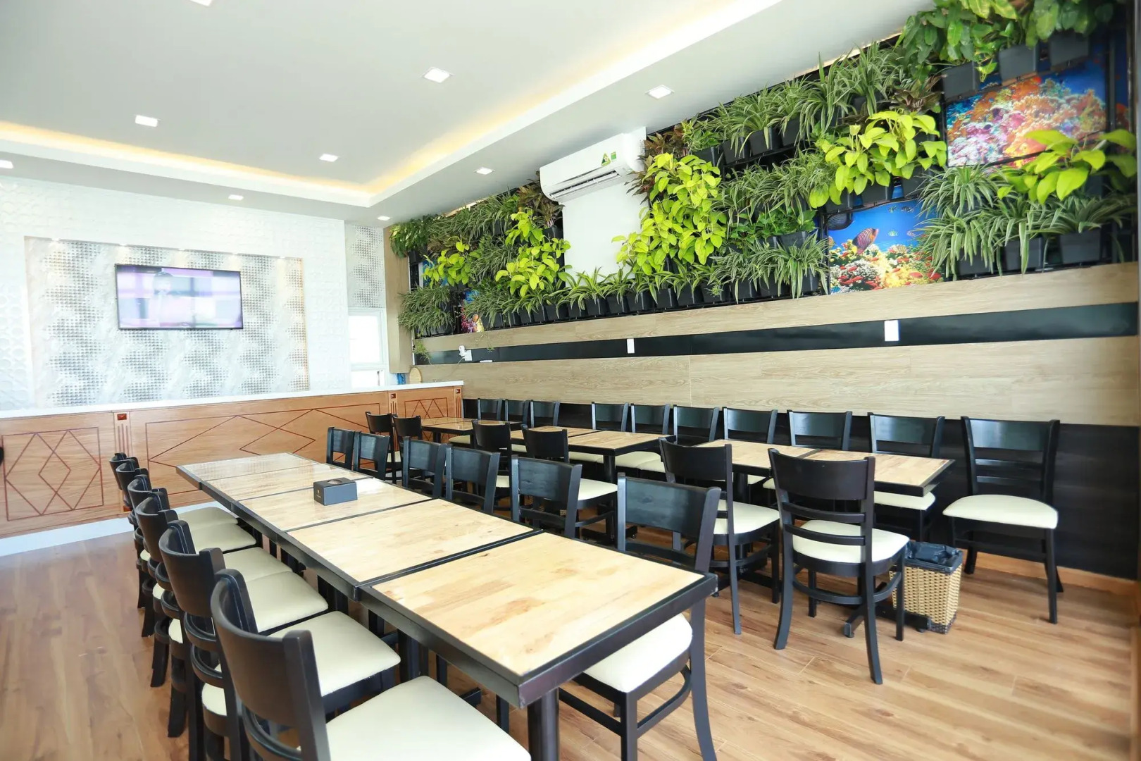 Vivian Hotel Saigon Airport