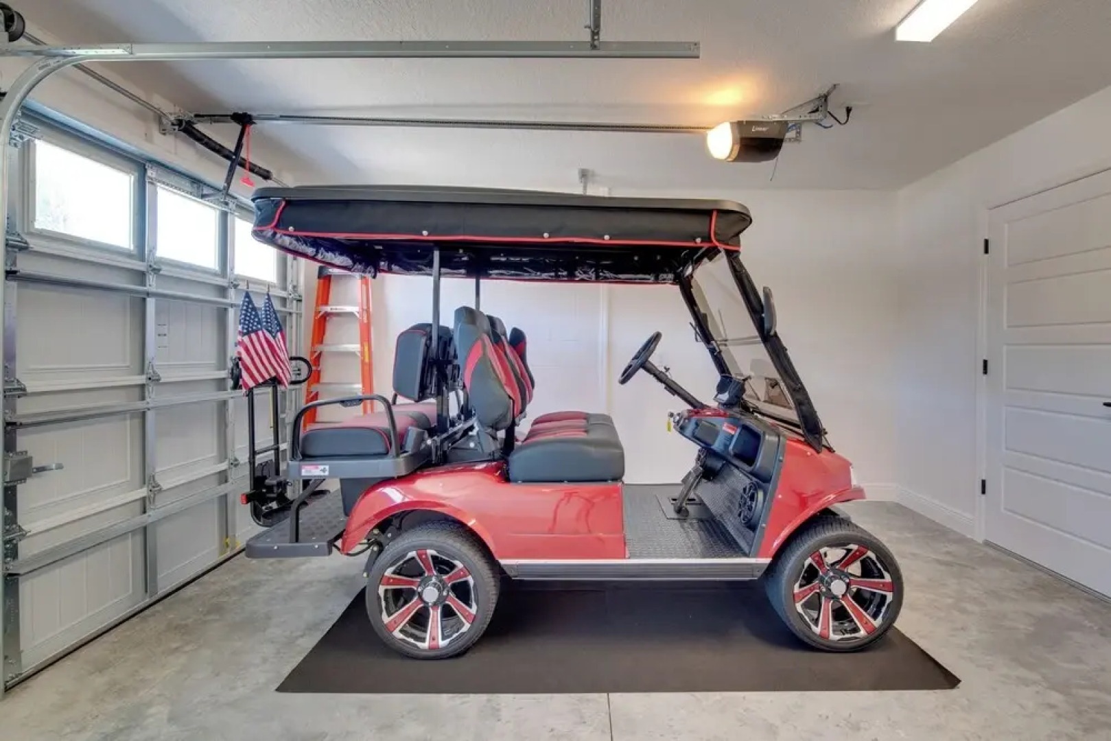 Sunlit Escape in The Villages w/ Screened Porch!