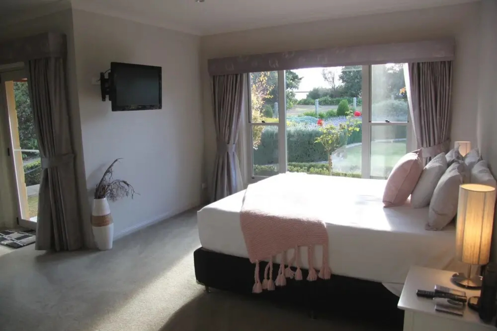 Bel Miren - Essington