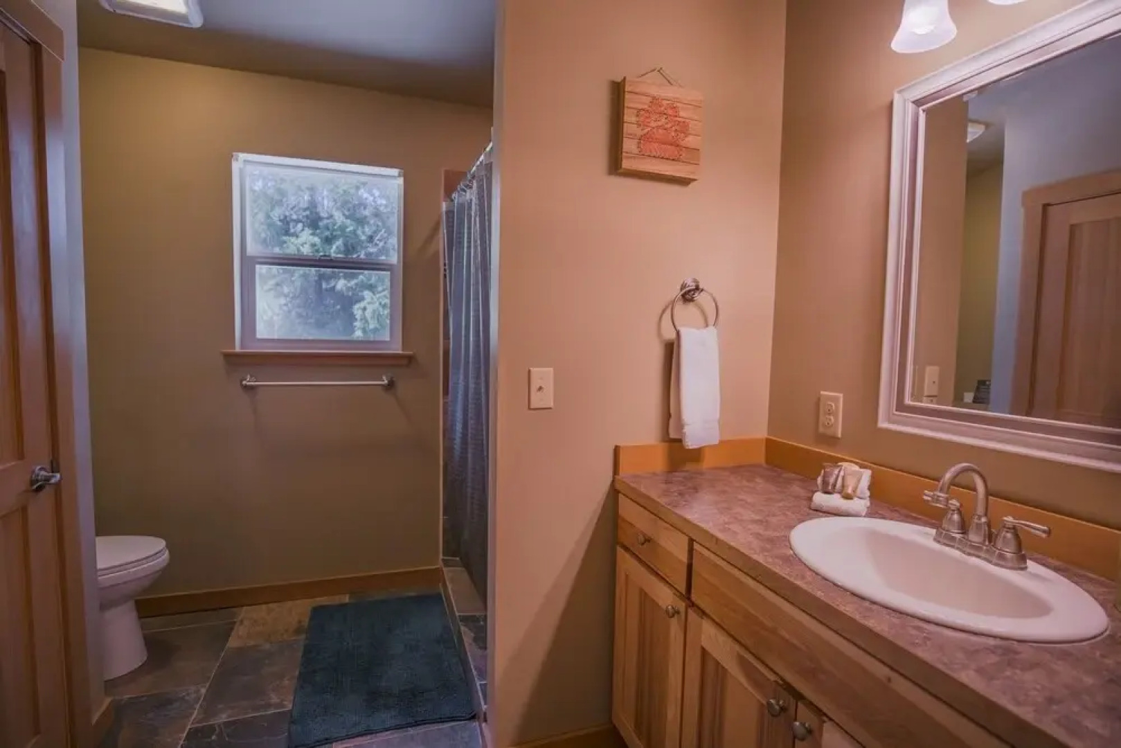 Paws In The Mountains 2 Bedroom Home by NW Comfy Cabins by RedAwning