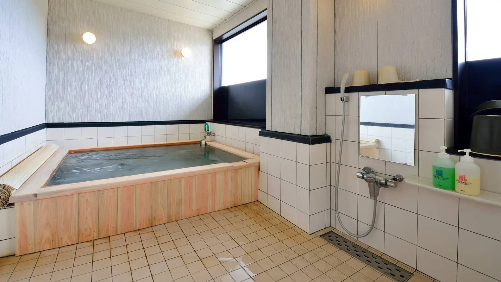 Yasuragi no Yado Yuhana