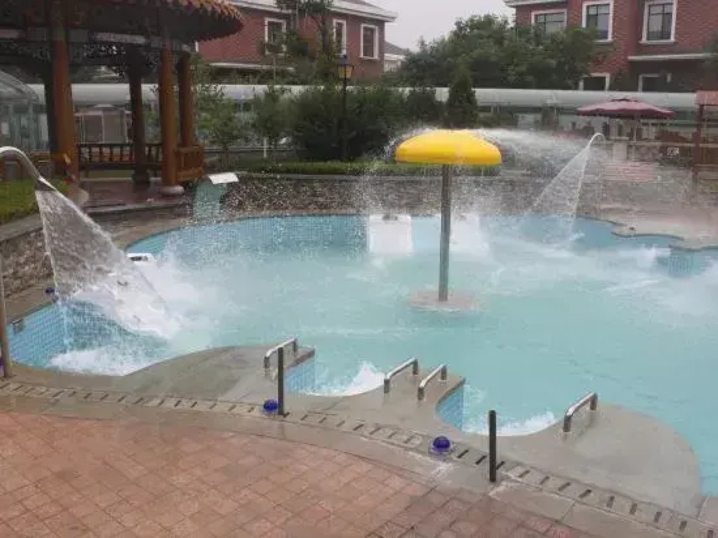 Gaizhou Yujingshan Hot Spring Garden Hotel