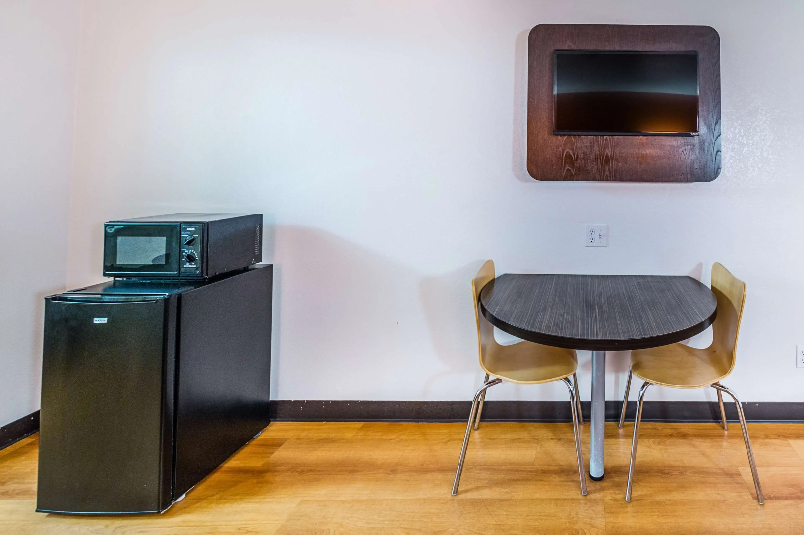 Motel 6 Waxahachie, TX