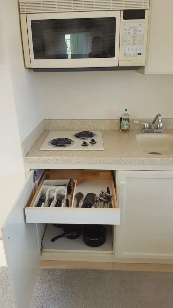 Edgehill Manor Guest House