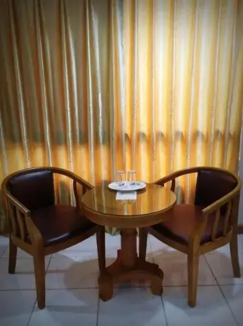 Palau Paradise Hotel