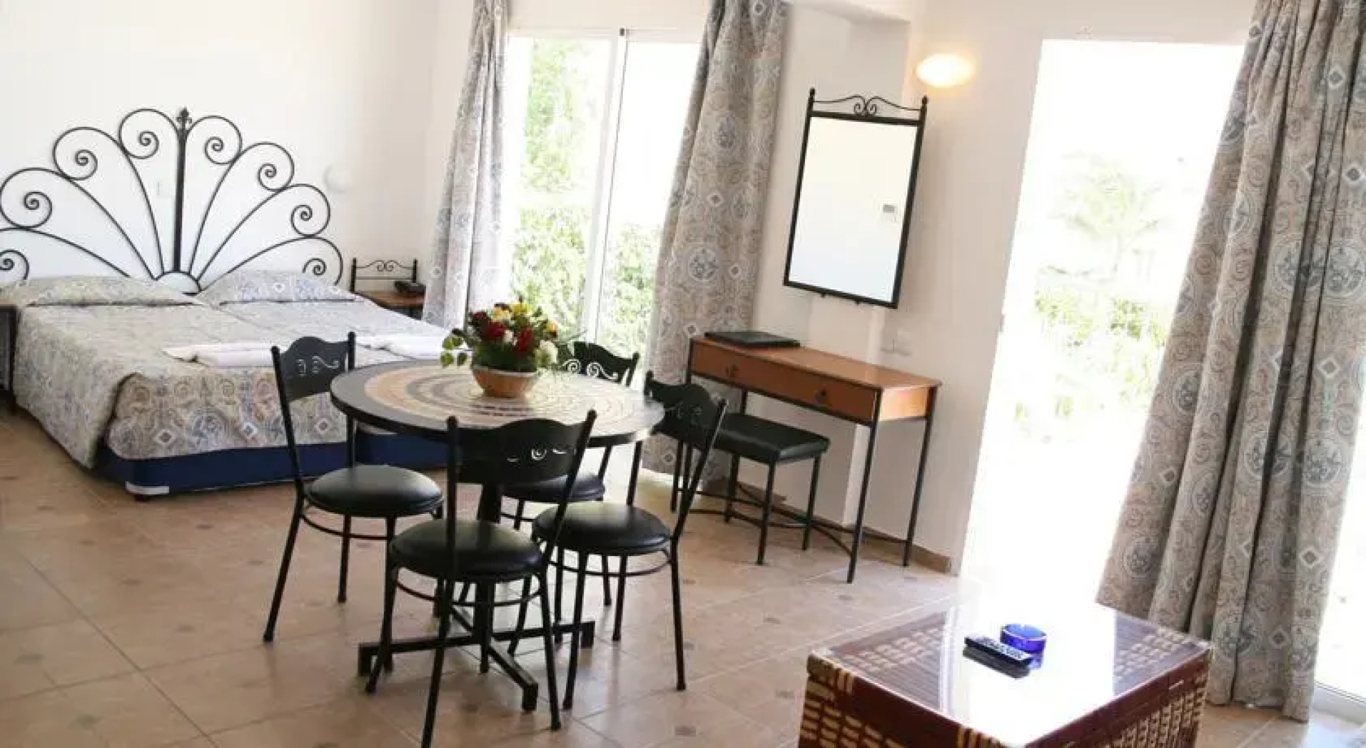 Latchi Studio Apartment