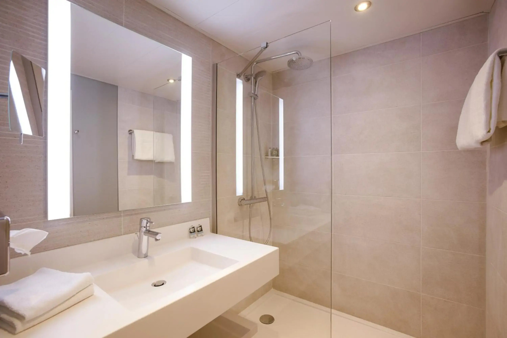 Отель Royal Olympic 