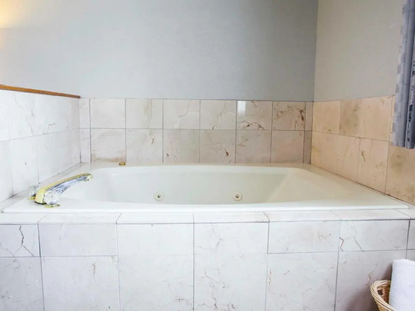 Quality Inn & Suites Ankeny - Des Moines