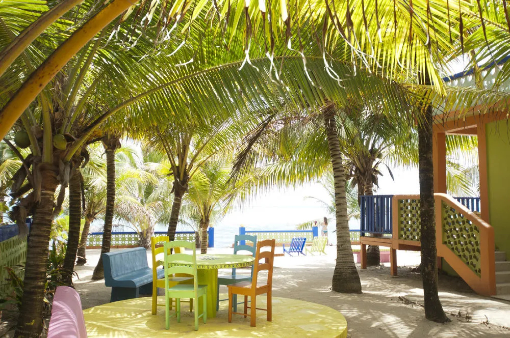 Coconut Row Boutique Hotel