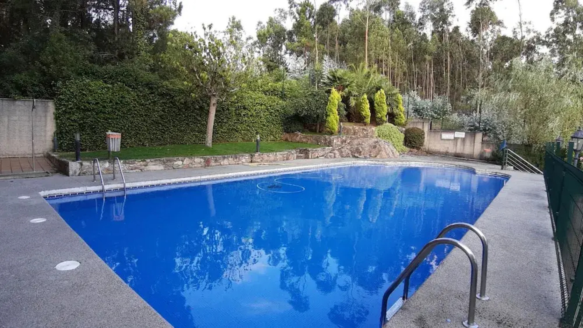 Apartment - 2 Bedrooms with Pool - 107821