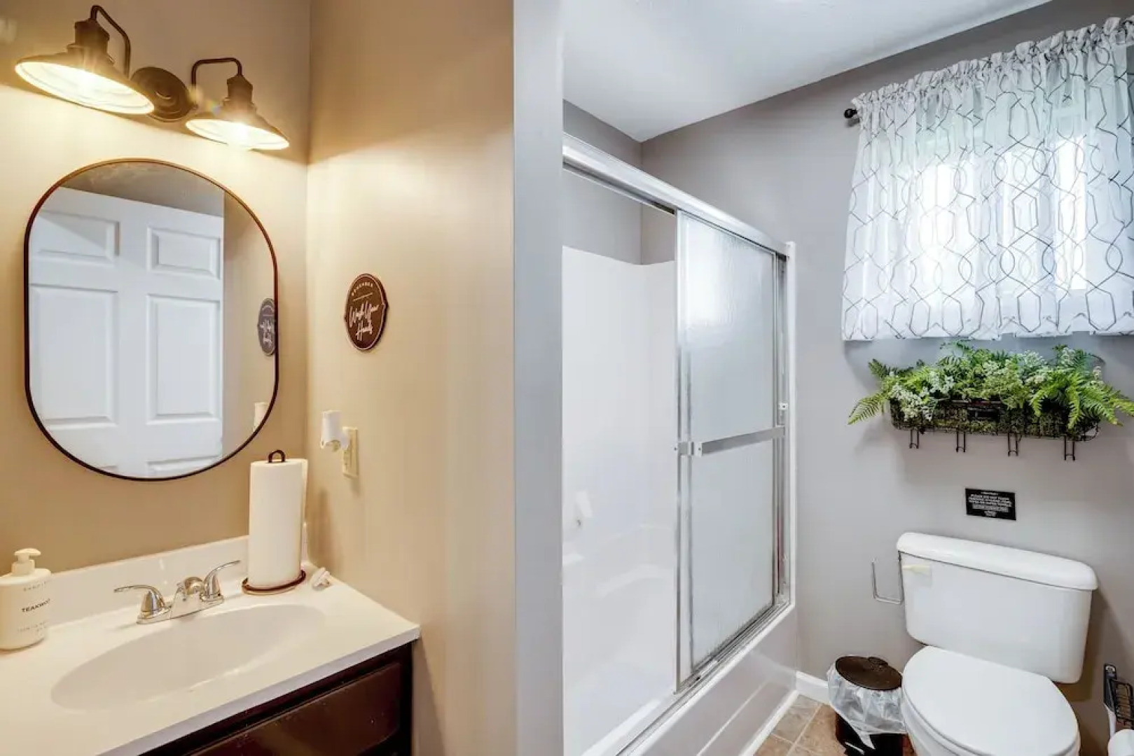 Near Lake Cumberland: Monticello Home w/ Gazebo!