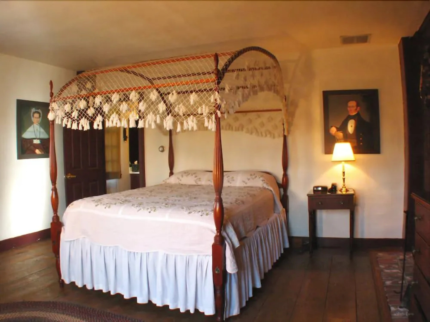 Whitehall Mansion Inn