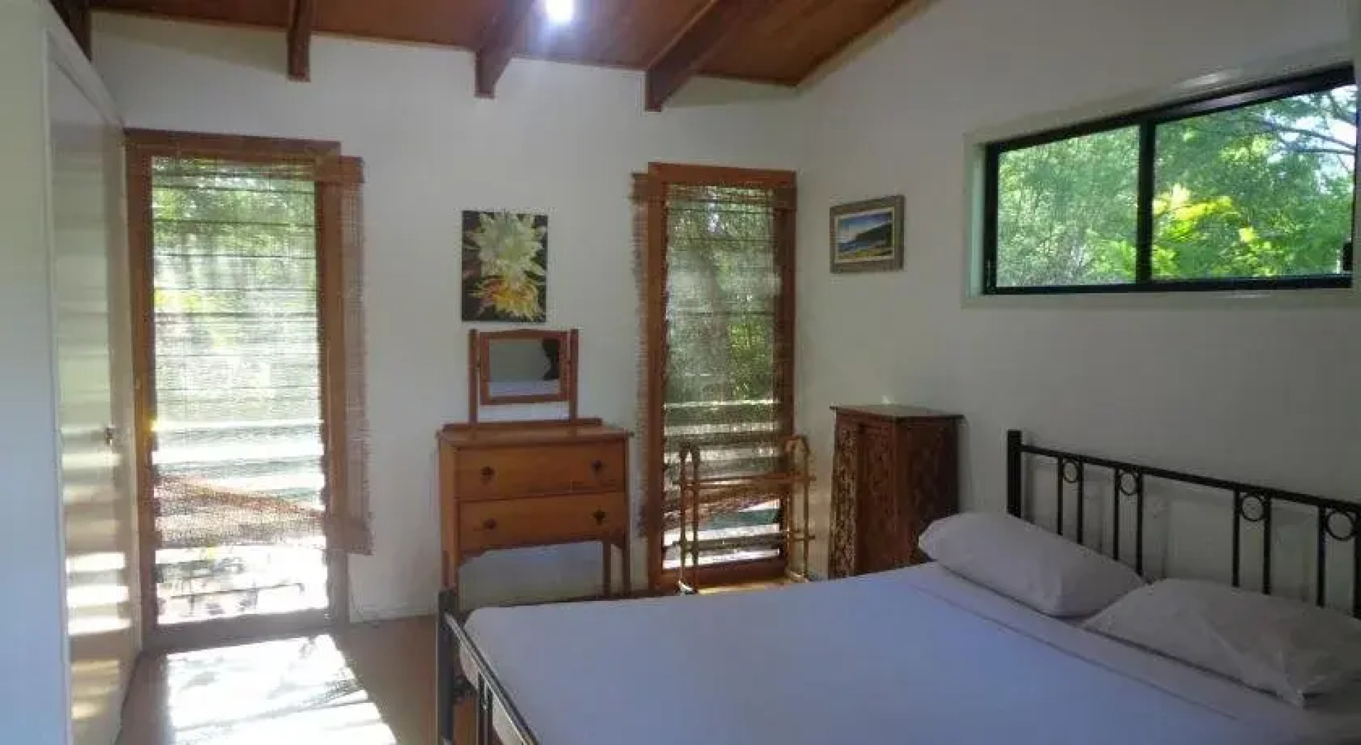 1770 Southern Cross Travellers Retreat