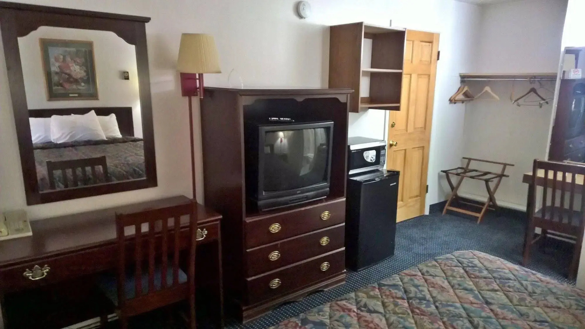 Crossroads Heritage Motel