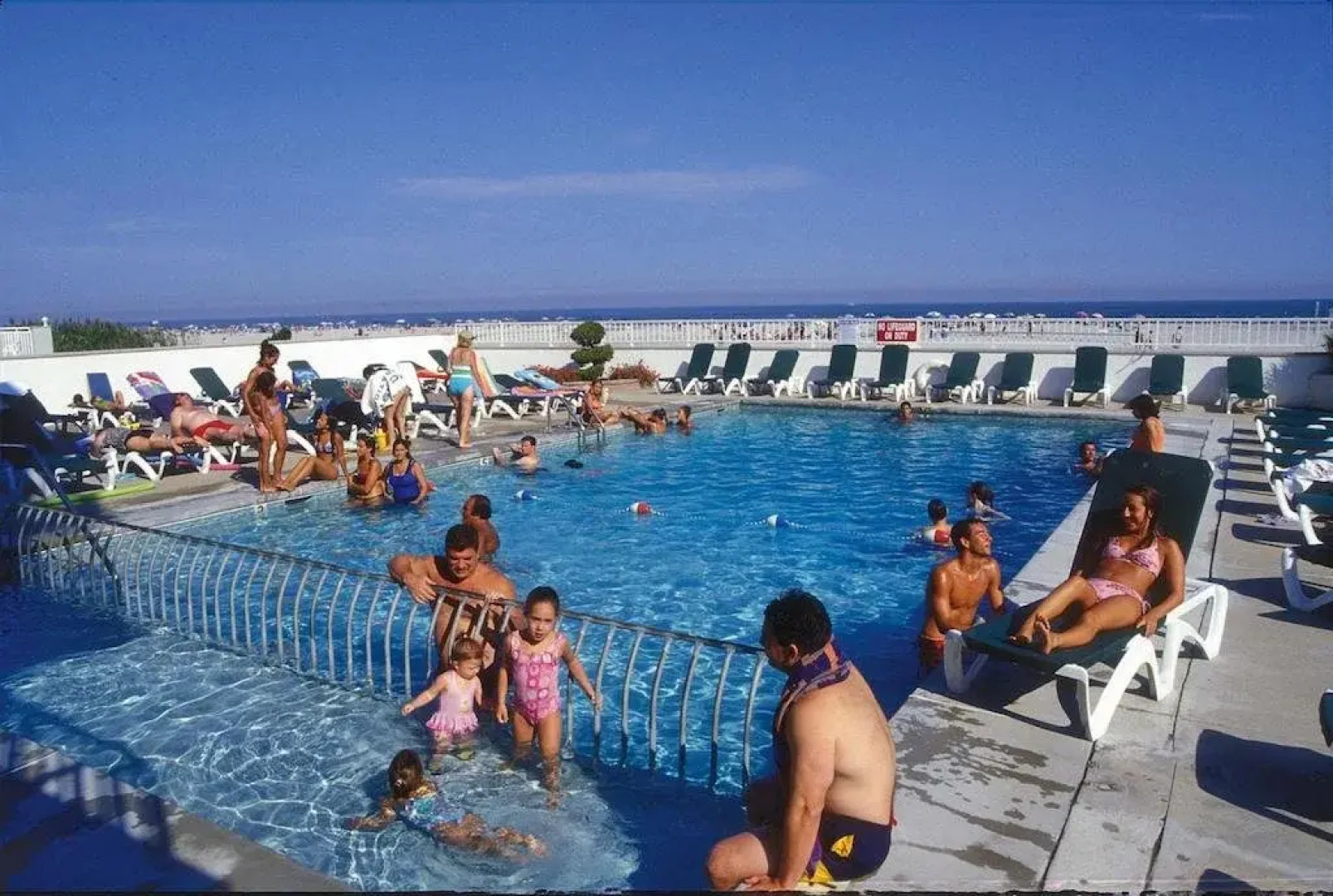 Mahalo Diamond Beach