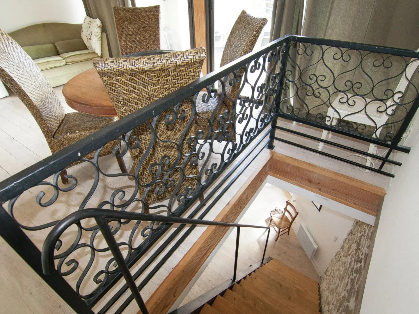 Romantic Tower With Roof Terrace and Plenty of Privacy and use Heated Pool