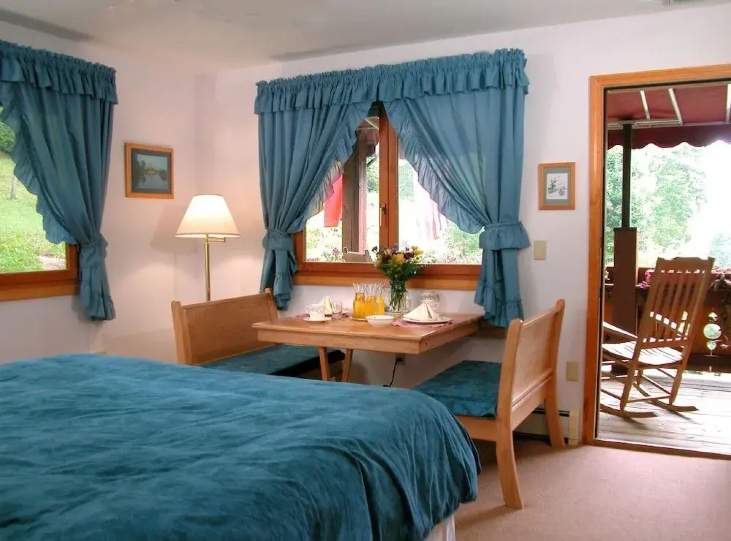 Chalet Inn Bed & Breakfast