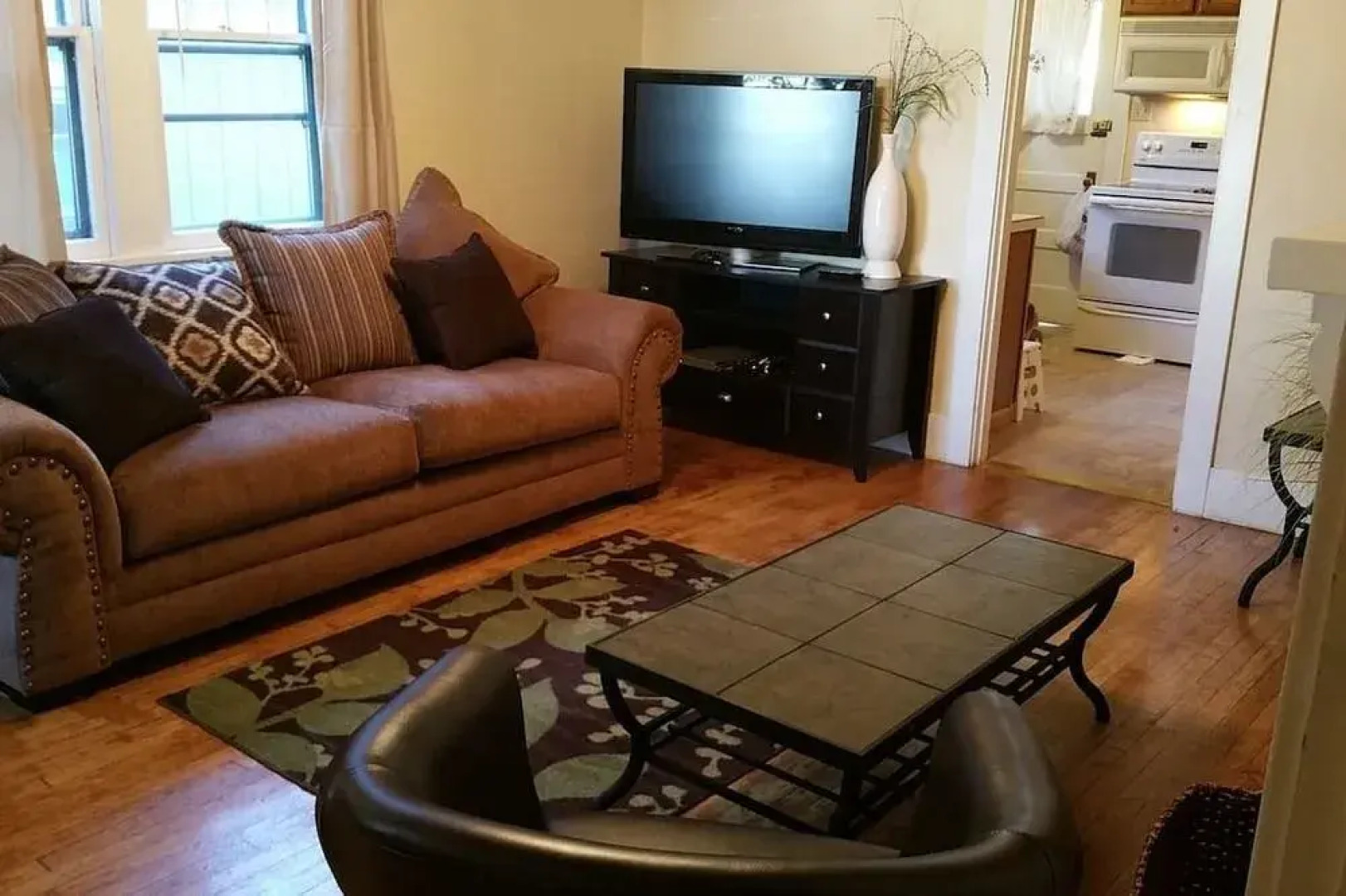 Retro 1 Bdrm-Comfy King-Walk Downtown